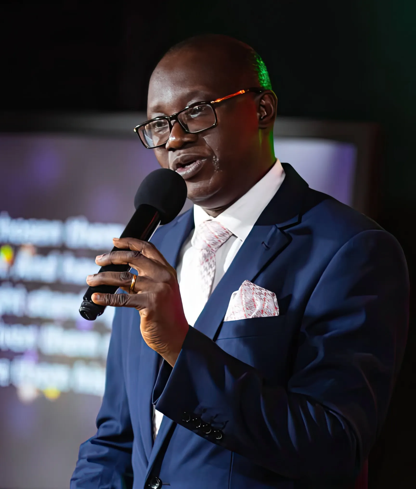 pastor-johnny-awanyo